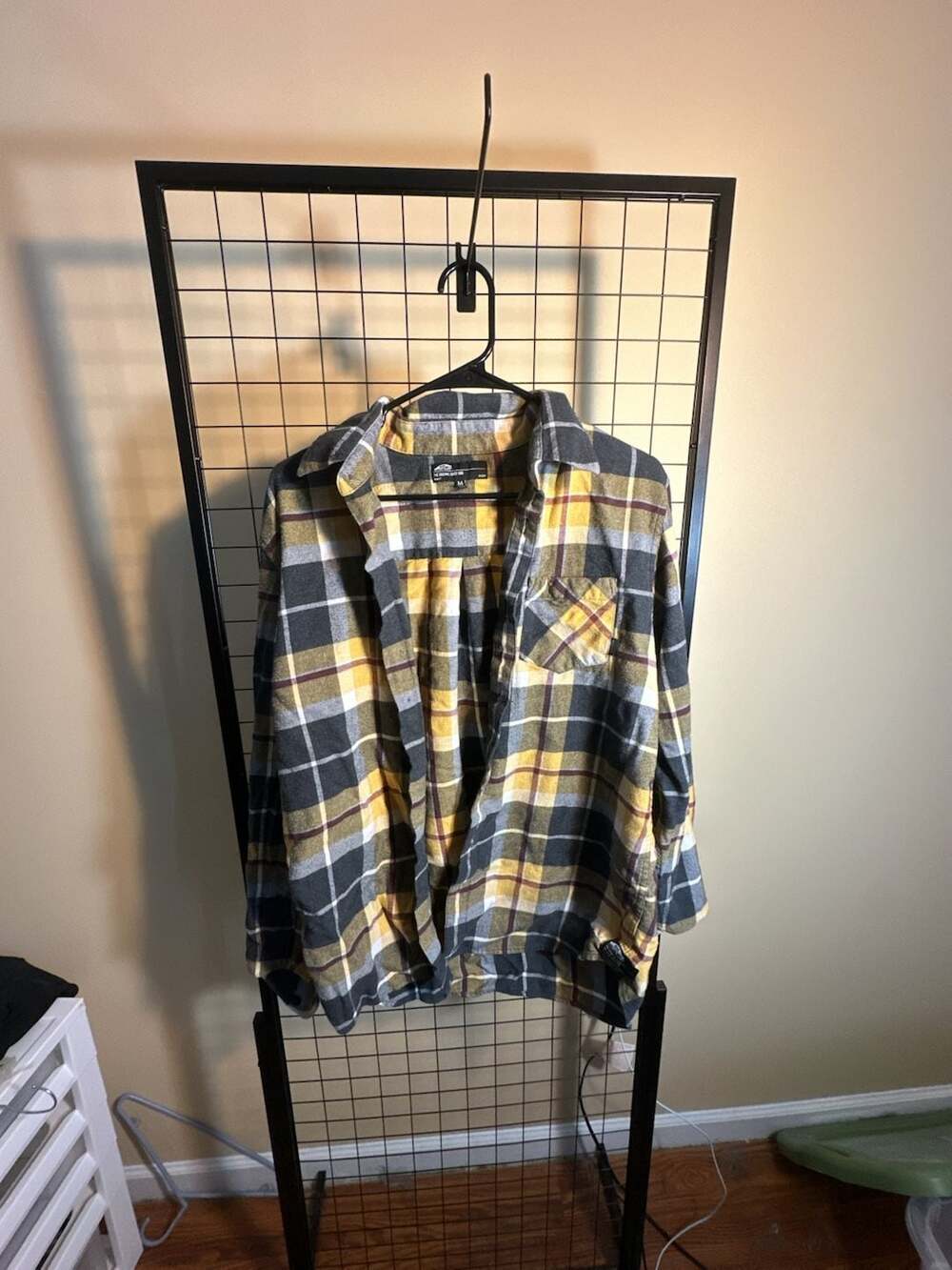 Vans Flannel Button-Down Shirt Size M Yellow Plaid